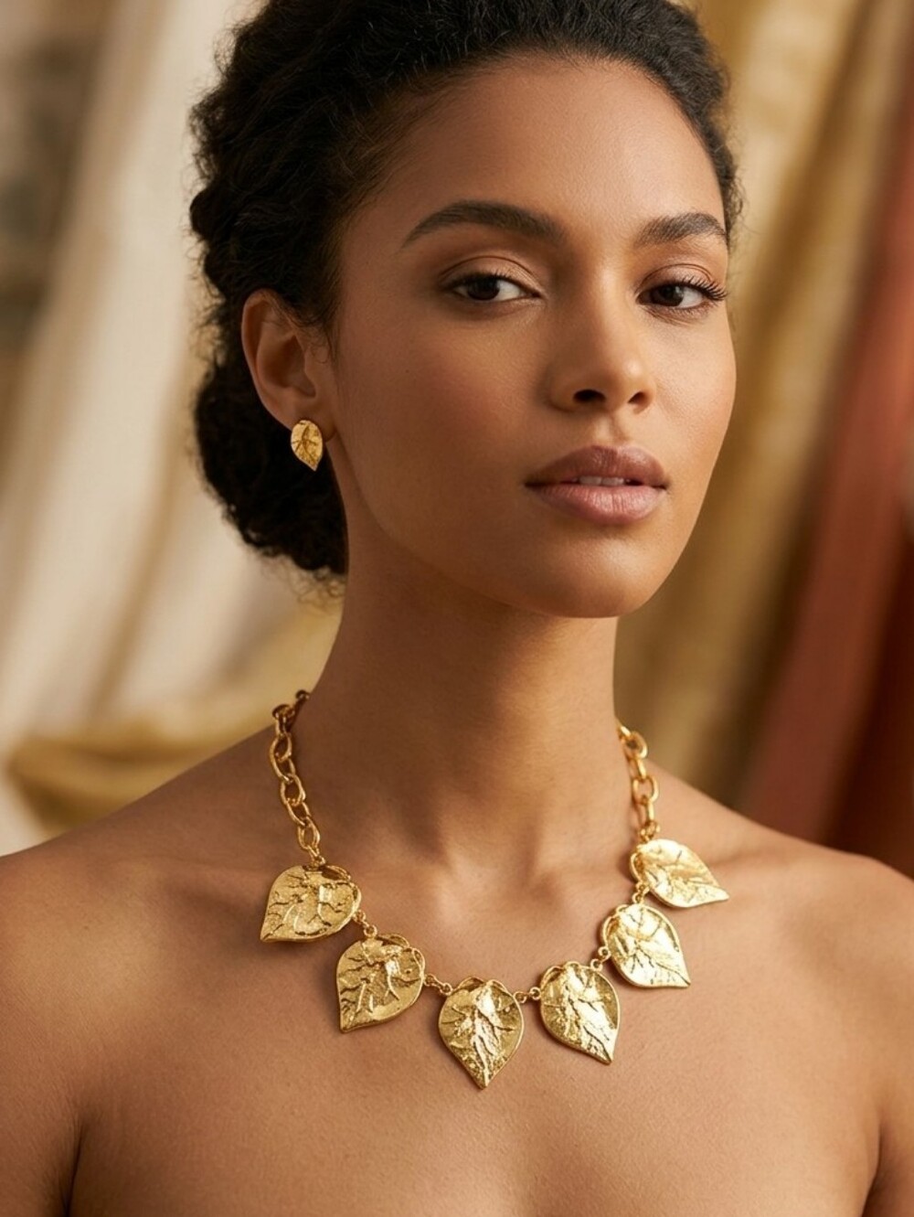Vintage Gold Leaf-Link Necklace - Gold Tone - Picture 3 of 12